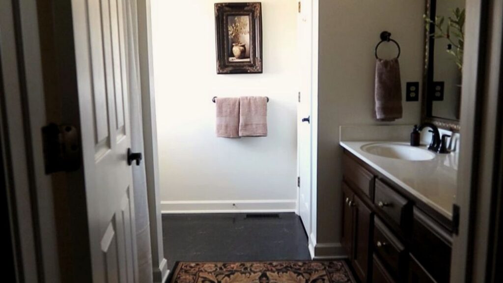 Peel and Stick Floor Tile